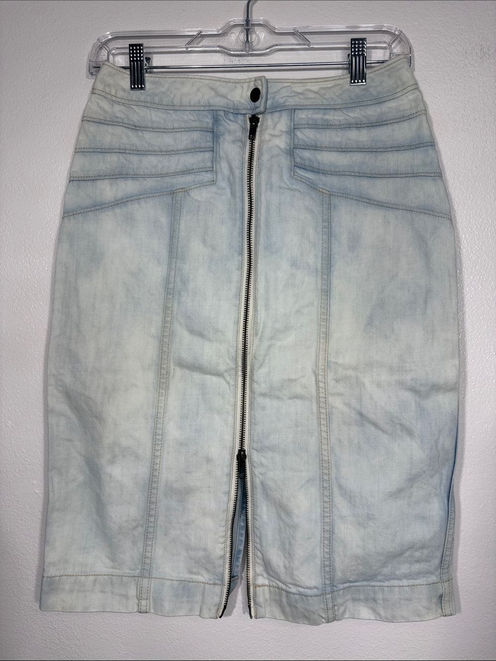 Anthropologie Pilcro and the Letterpress Acid Wash Zip Denim Pencil Skirt Size 6